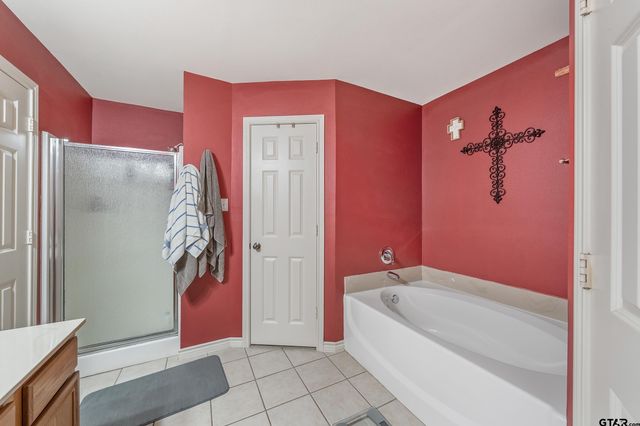 20081 Bluegrass Circle, Flint, TX 75762