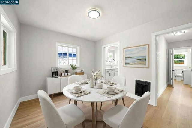 9814 Springfield St, Oakland, CA 94603