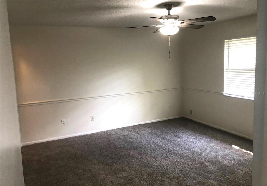 Image 18 of property listing at 1015 GAMMAGE POINT, Oviedo, FL 32765