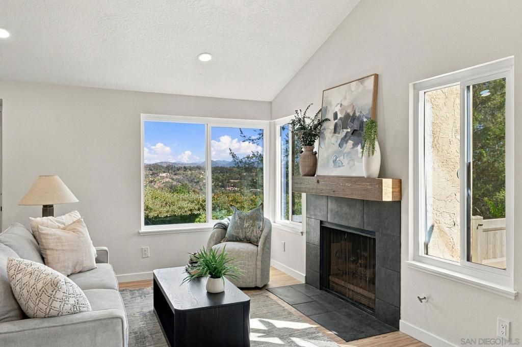 108 S Darien, Encinitas, CA 92024 — photo 4