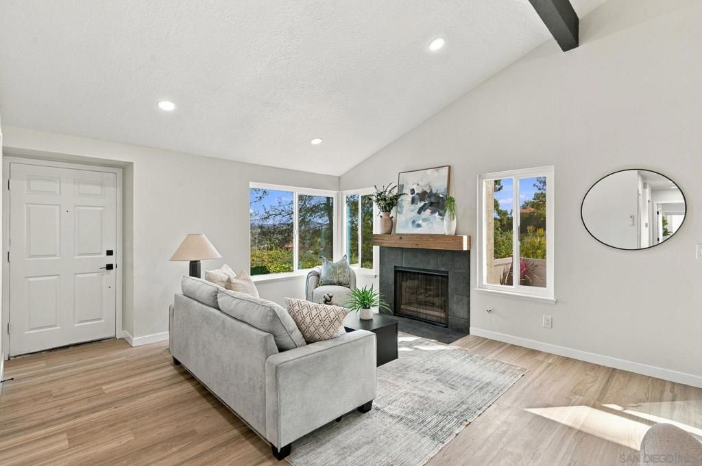108 S Darien, Encinitas, CA 92024 — photo 5