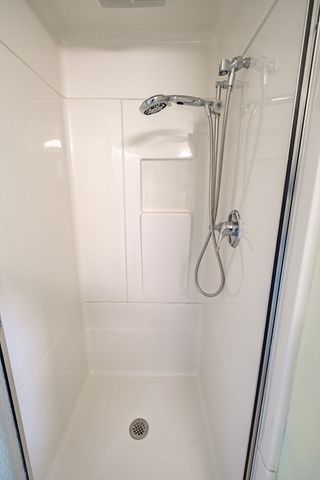 19 Faxon St F, Newton, MA 02458