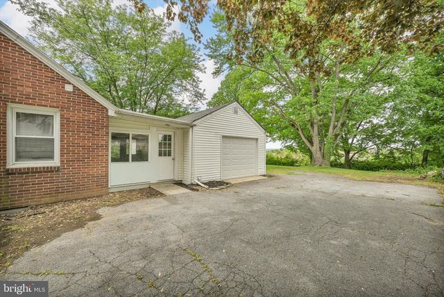 2909 TUNNEL HILL RD, Lebanon, PA 17046