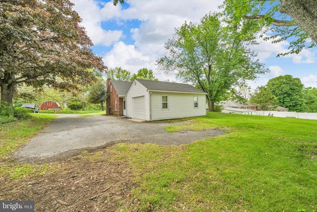 2909 TUNNEL HILL RD, Lebanon, PA 17046