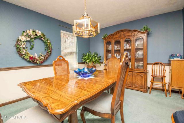 1702 Winding Ridge Tr, Knoxville, TN 37922