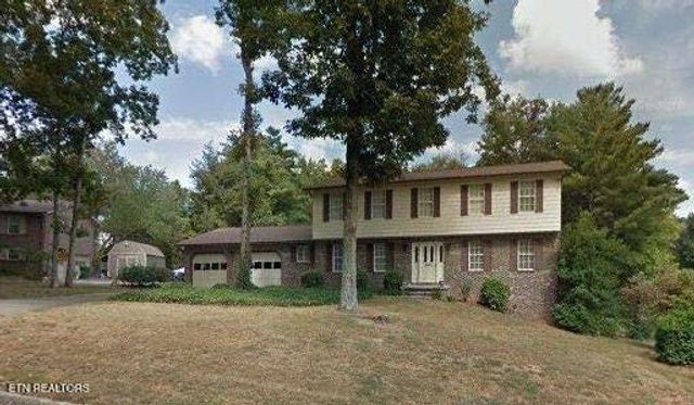 1702 Winding Ridge Tr, Knoxville, TN 37922