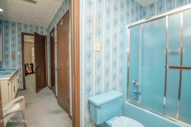 1702 Winding Ridge Tr, Knoxville, TN 37922