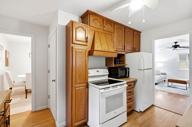 319 Van Buren Avenue S, Hopkins, MN 55343