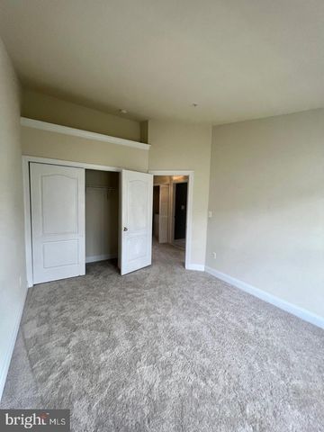 22106 FAIR GARDEN LN, Clarksburg, MD 20871