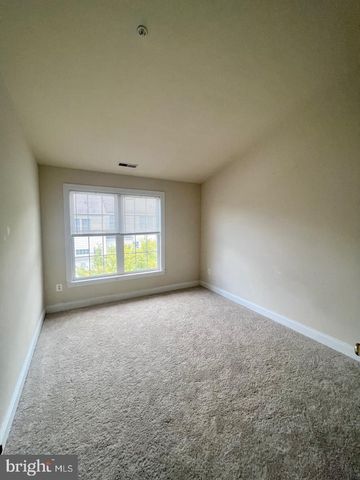 22106 FAIR GARDEN LN, Clarksburg, MD 20871