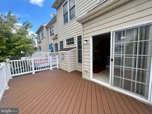 22106 FAIR GARDEN LN, Clarksburg, MD 20871