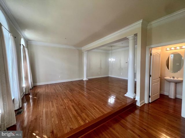 22106 FAIR GARDEN LN, Clarksburg, MD 20871
