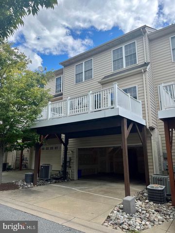 22106 FAIR GARDEN LN, Clarksburg, MD 20871