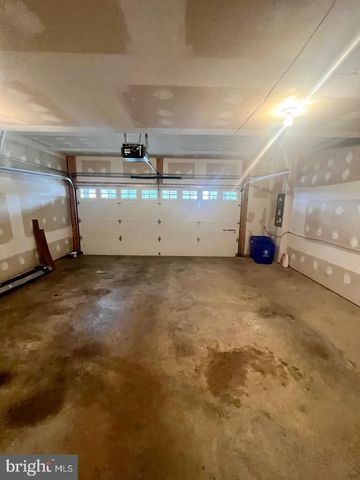 22106 FAIR GARDEN LN, Clarksburg, MD 20871