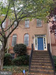 22106 FAIR GARDEN LN, Clarksburg, MD 20871