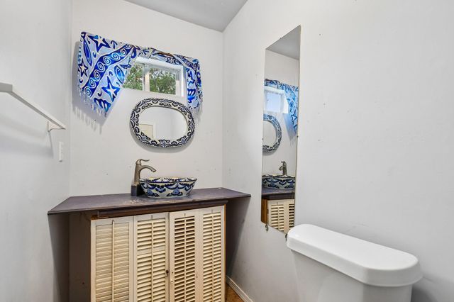 116 Hart LN, Cedar Creek, TX 78612
