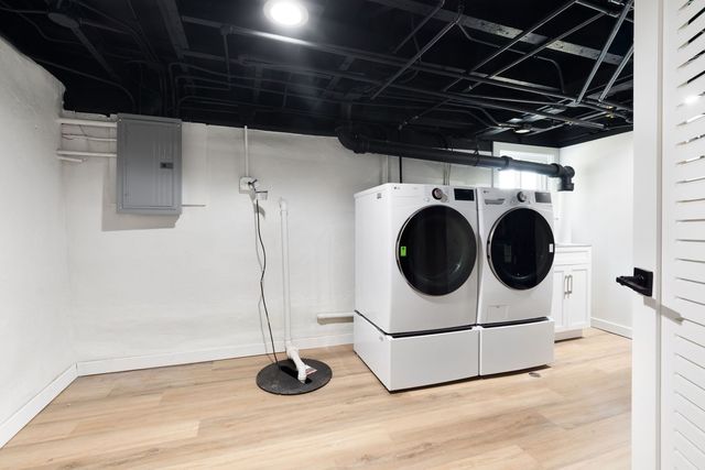 1580 Florence Avenue, Evanston, IL 60201