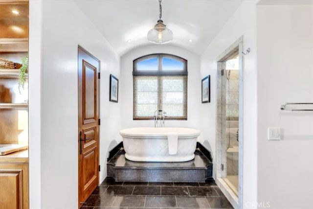 31512 Bluff, Laguna Beach, CA 92651