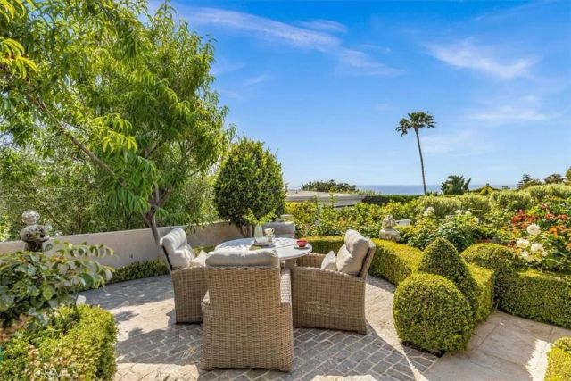 31512 Bluff, Laguna Beach, CA 92651
