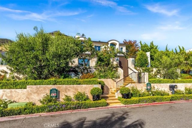 31512 Bluff, Laguna Beach, CA 92651