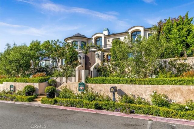 31512 Bluff, Laguna Beach, CA 92651