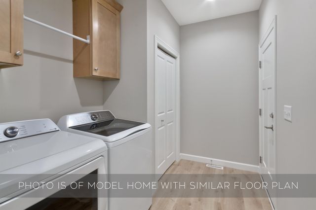 1441 Stadium Drive, South Bend, IN 46614