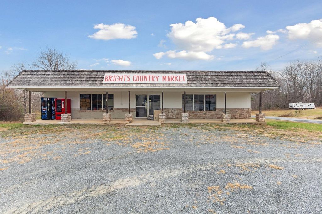 3628 Brights Road, Pittsville, VA 24139