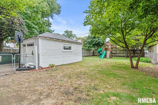 628 W VINE Street, Springfield, IL 62704