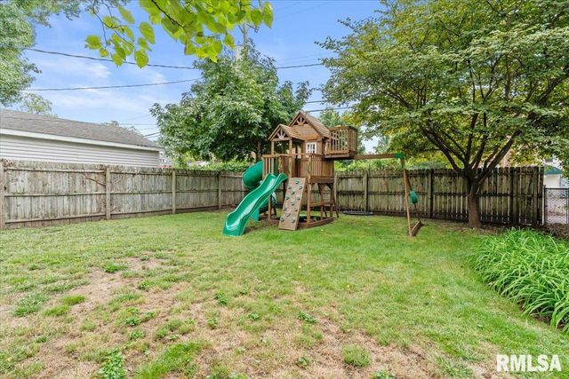 628 W VINE Street, Springfield, IL 62704