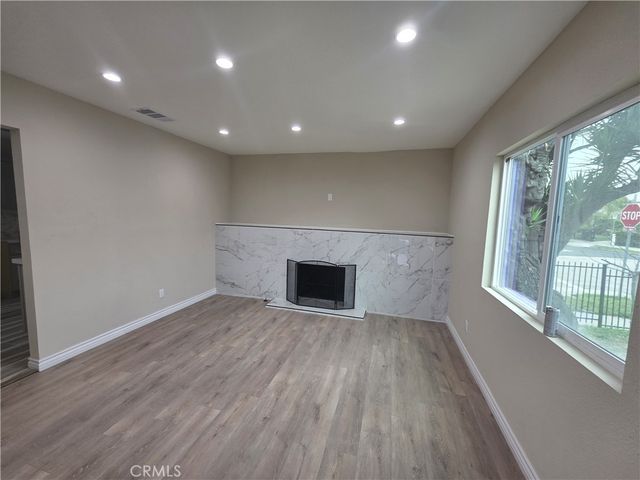 6001 4th Avenue, Los Angeles, CA 90043