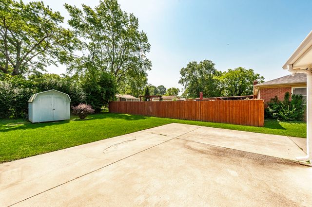 840 Britton Ave, Gallatin, TN 37066