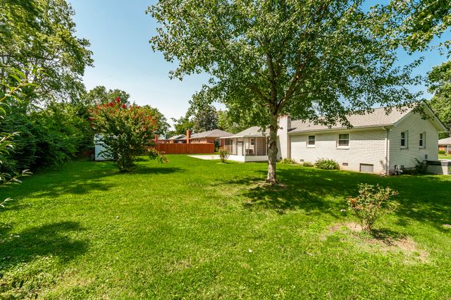 840 Britton Ave, Gallatin, TN 37066