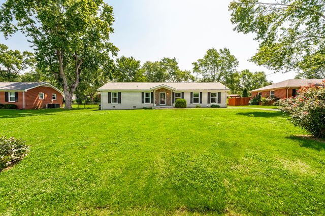 840 Britton Ave, Gallatin, TN 37066