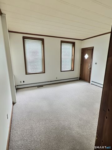 290 Wakelee Avenue 1st floor, Ansonia, CT 06401