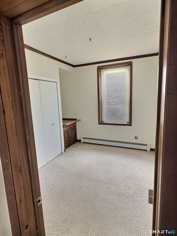 290 Wakelee Avenue 1st floor, Ansonia, CT 06401