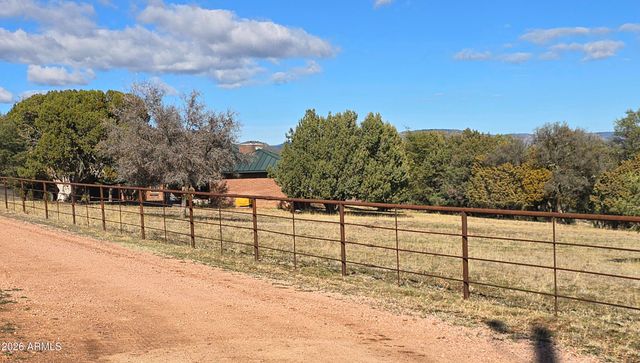 133 S MULE TRACK Road, Young, AZ 85554