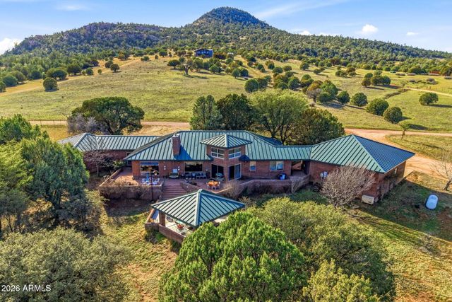 133 S MULE TRACK Road, Young, AZ 85554