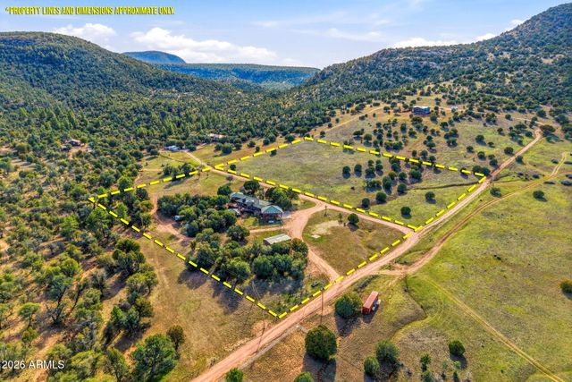 133 S MULE TRACK Road, Young, AZ 85554