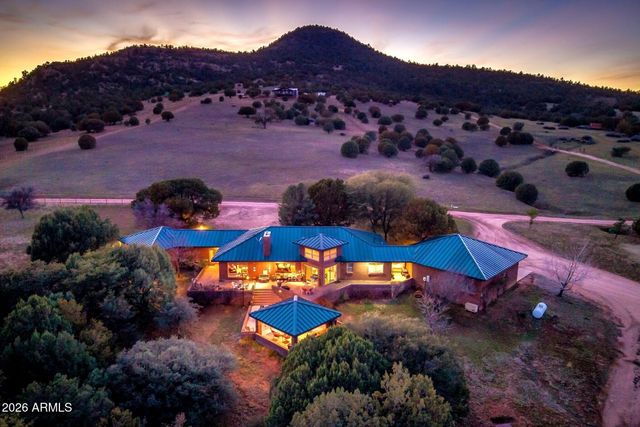 133 S MULE TRACK Road, Young, AZ 85554