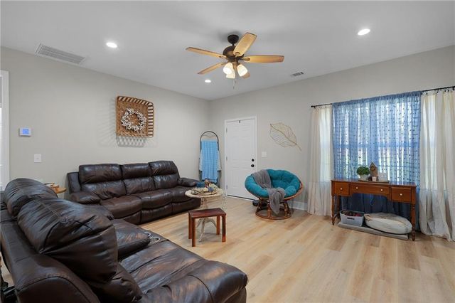 106 Gazelle Dew Road NE, Armuchee, GA 30105
