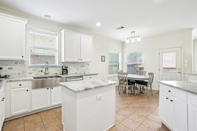 6940 Chapelridge Drive, Dallas, TX 75249