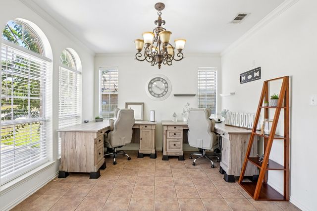 6940 Chapelridge Drive, Dallas, TX 75249