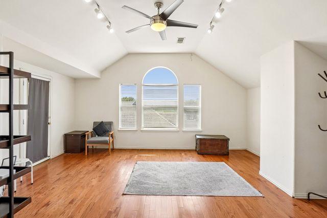 6940 Chapelridge Drive, Dallas, TX 75249