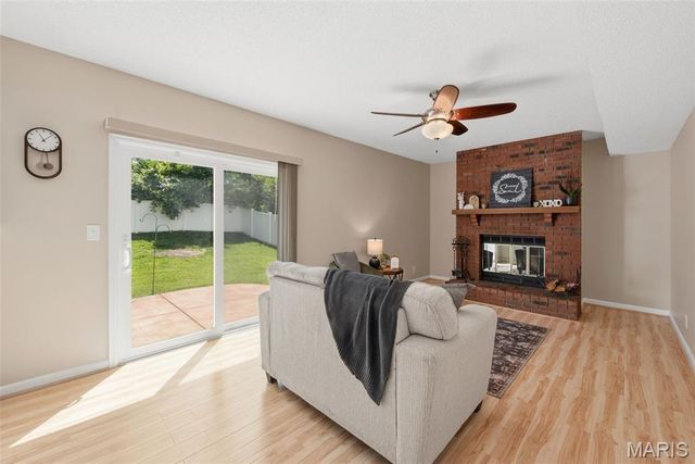 1296 Robertridge Drive, St Charles, MO 63304