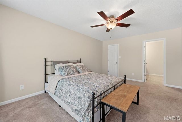 1296 Robertridge Drive, St Charles, MO 63304