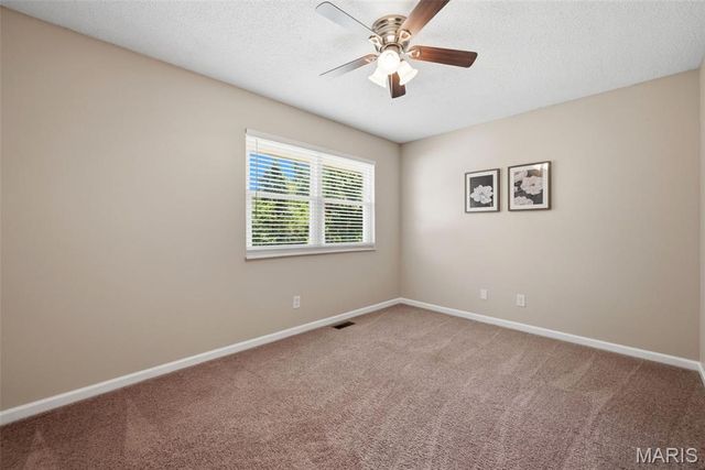 1296 Robertridge Drive, St Charles, MO 63304