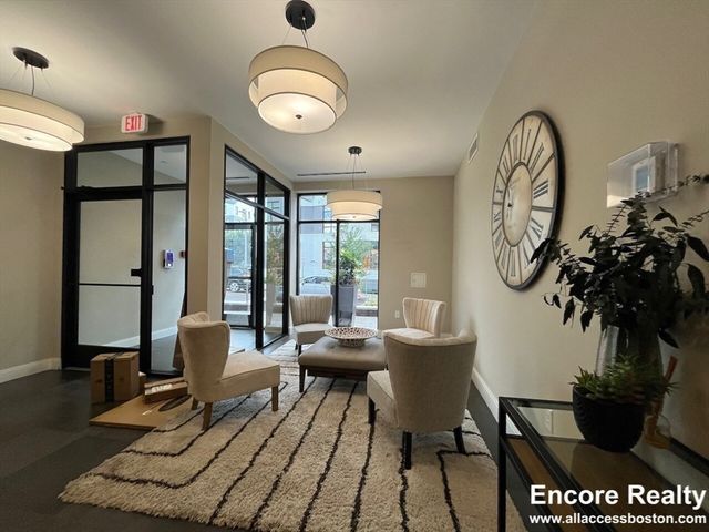 1 Everett St. 305, Boston, MA 02134