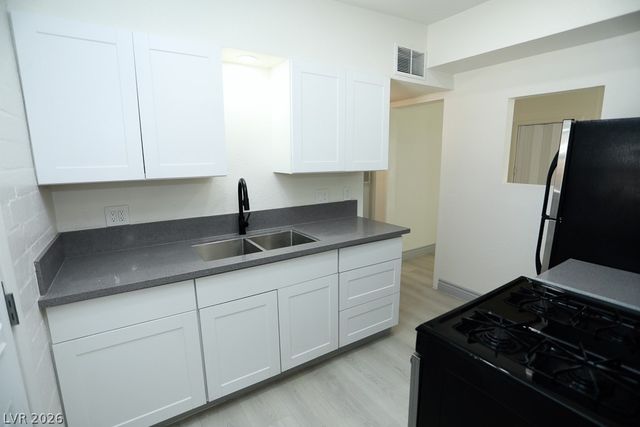 112 Harvard Street, Las Vegas, NV 89107