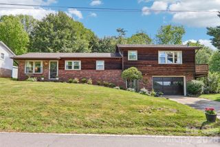 401 Lower Grassy Branch Road, Asheville, NC 28805