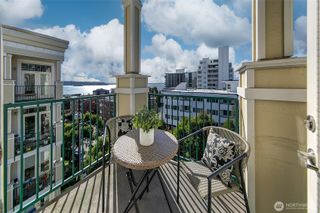 530 4th Avenue W #502, Seattle, WA 98119